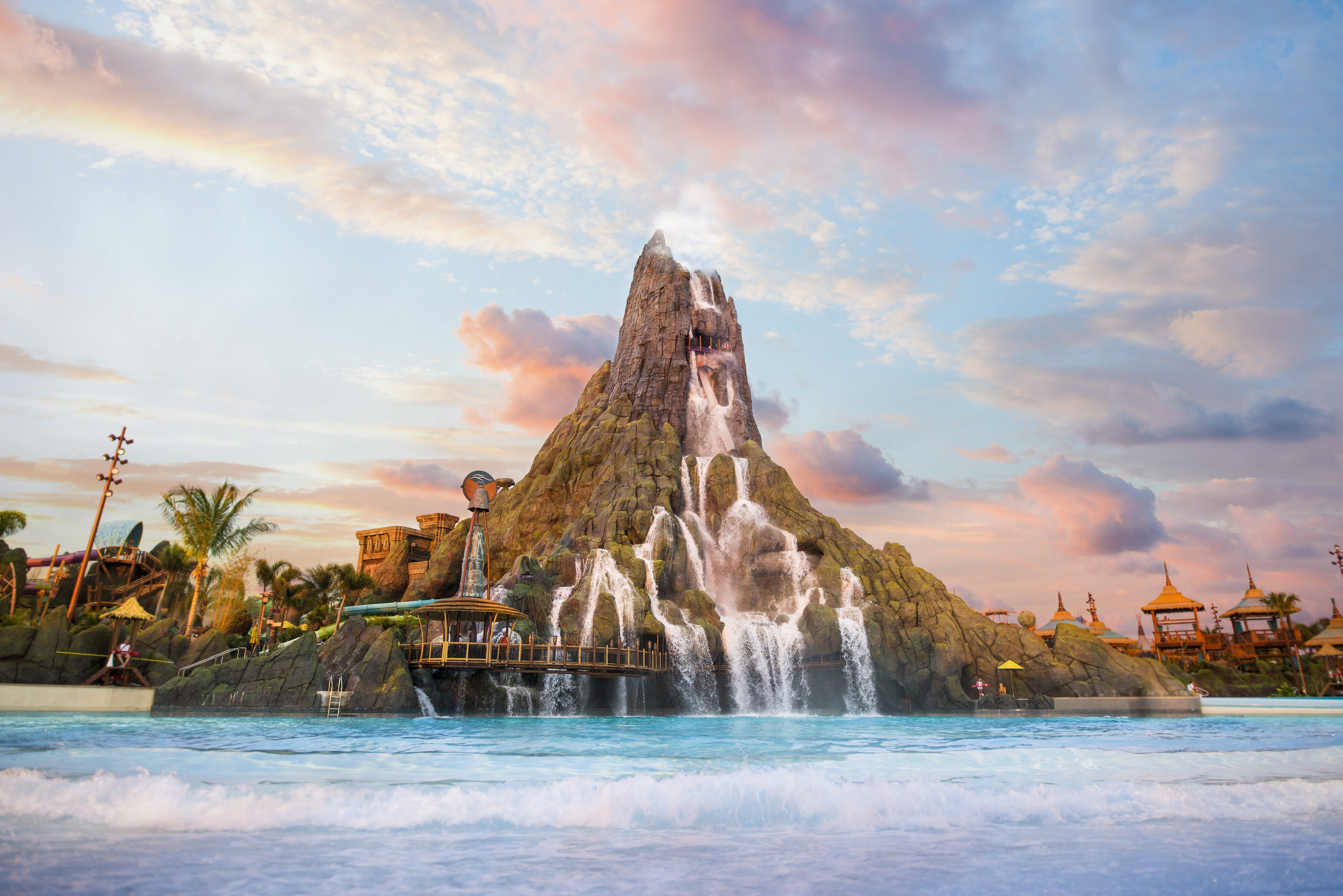 Intoxicated Man Arrested for Multiple Offences at Universal’s Volcano Bay