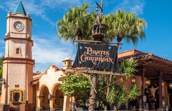 Verbal Altercation in Queue of Pirates of the Caribbean at Magic Kingdom